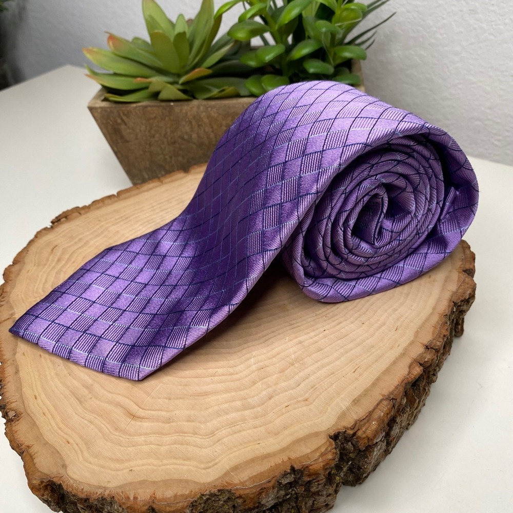 Holland & Sherry Savile Row London Purple Silk Diamond Weave Necktie‎ Handmade